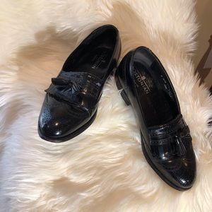 TASSEL LOAFERS